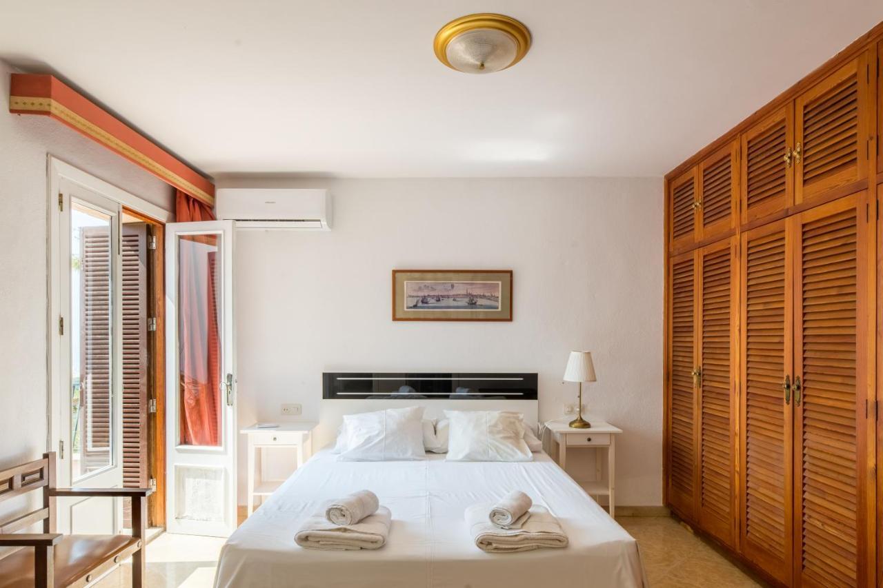 Big Villa Can Pedro In Пальма-де-Майорка Экстерьер фото